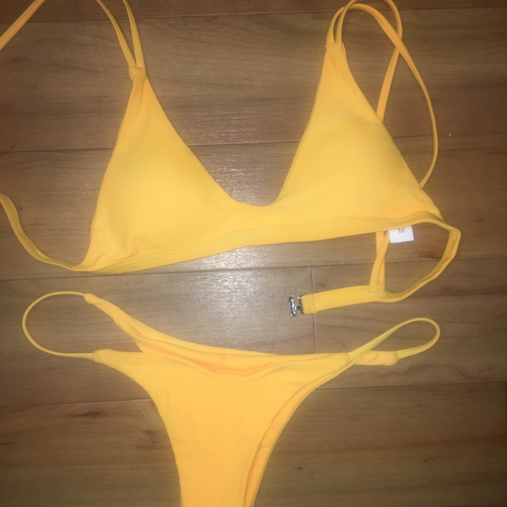 Size medium yellow zaful bikini NEVER WORN